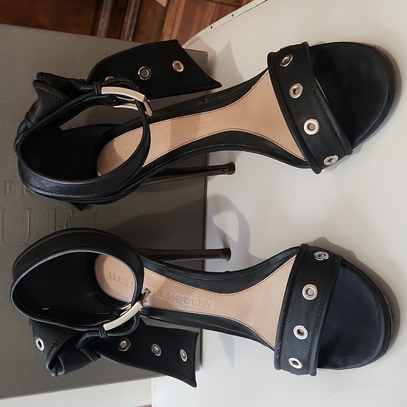 Alexander McQueen Shoes - Alexander mcqeen shoes.